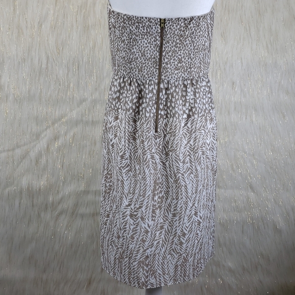 The Limited Strapless Dress - Picture 4 of 7